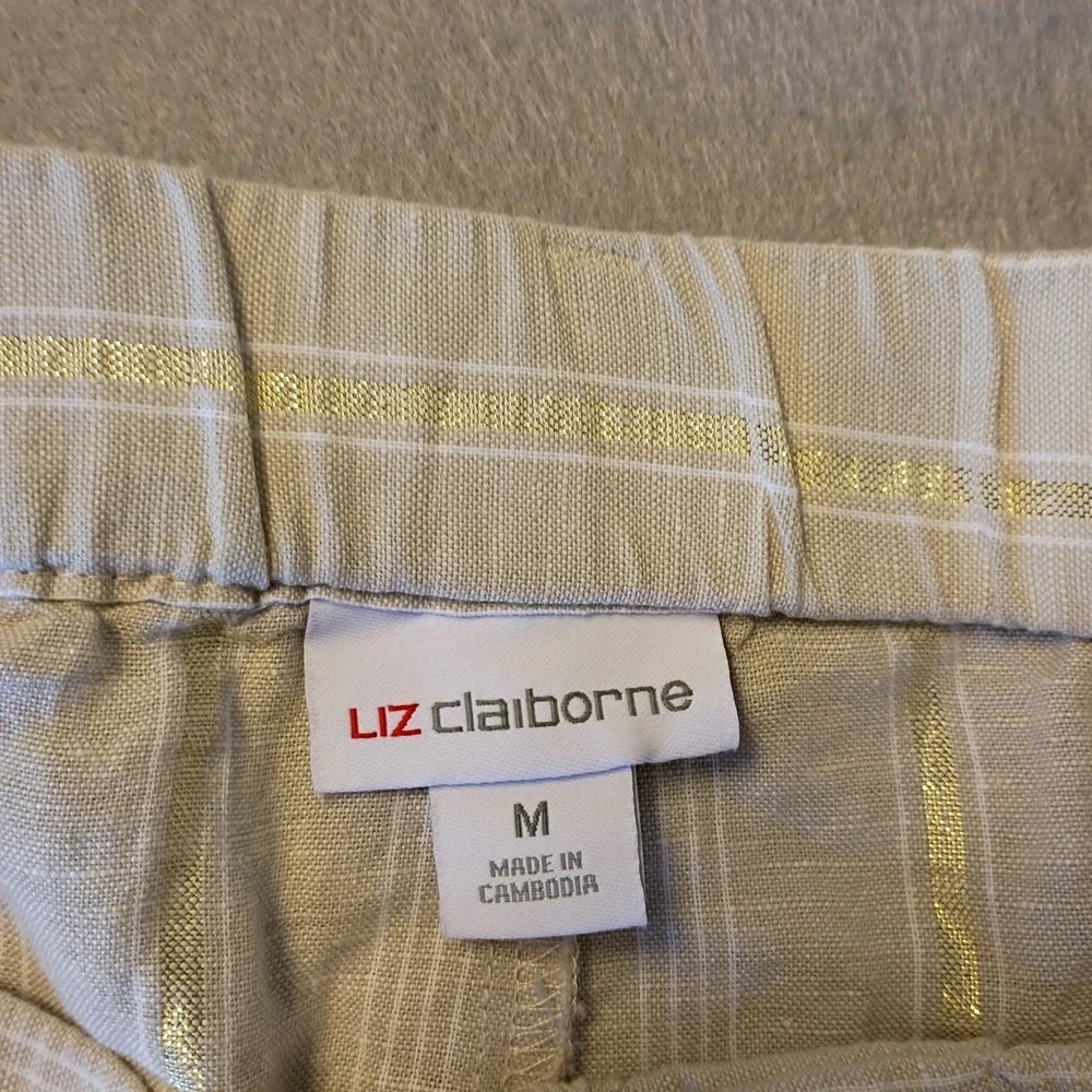 Liz Claiborne Classic Straight Leg Capris Tan‎ Gold Striped Beachy Summer Sz Med